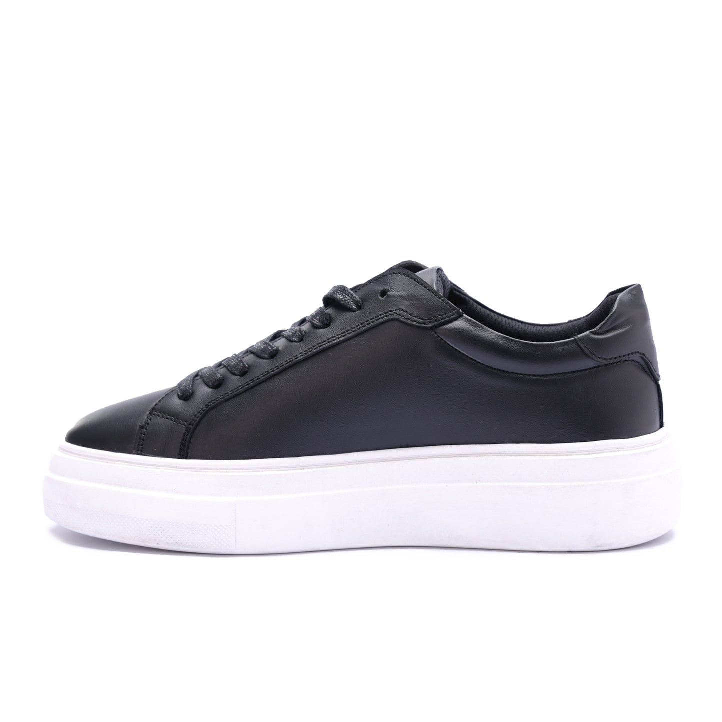 Essential Leather Trainer - Black