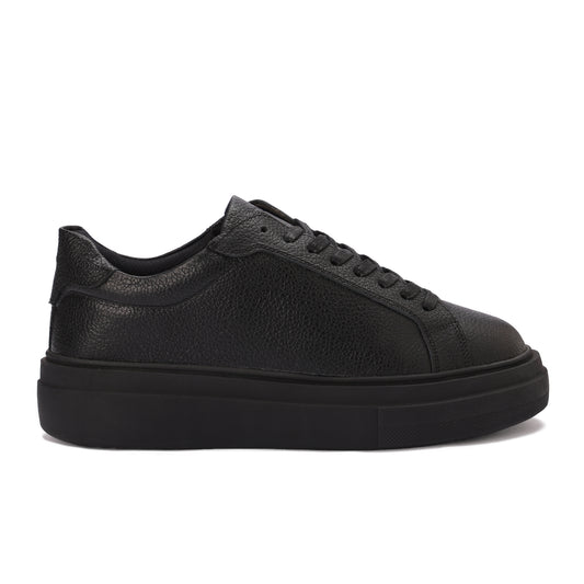 Essential Leather Trainer - All Black