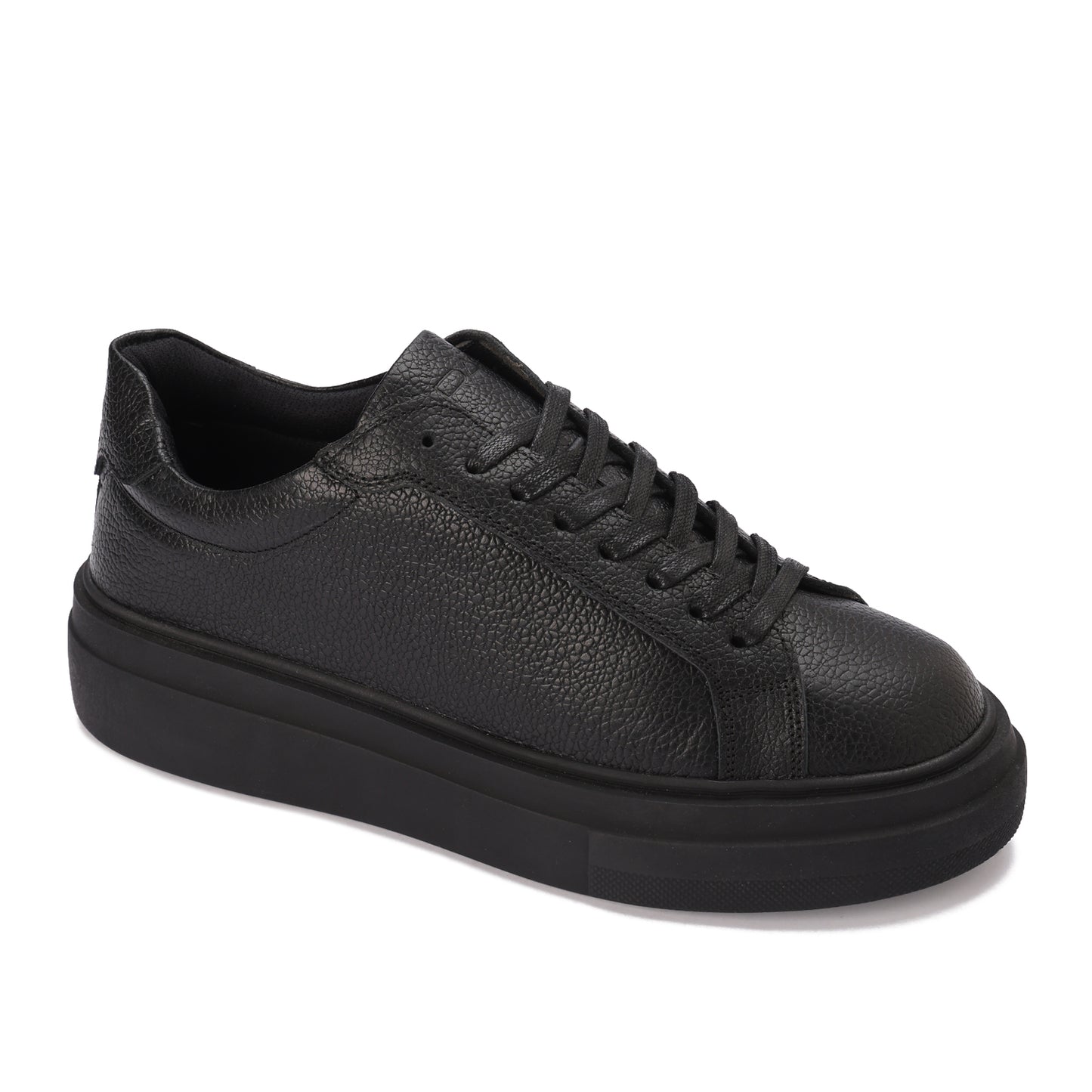 Essential Leather Trainer - All Black