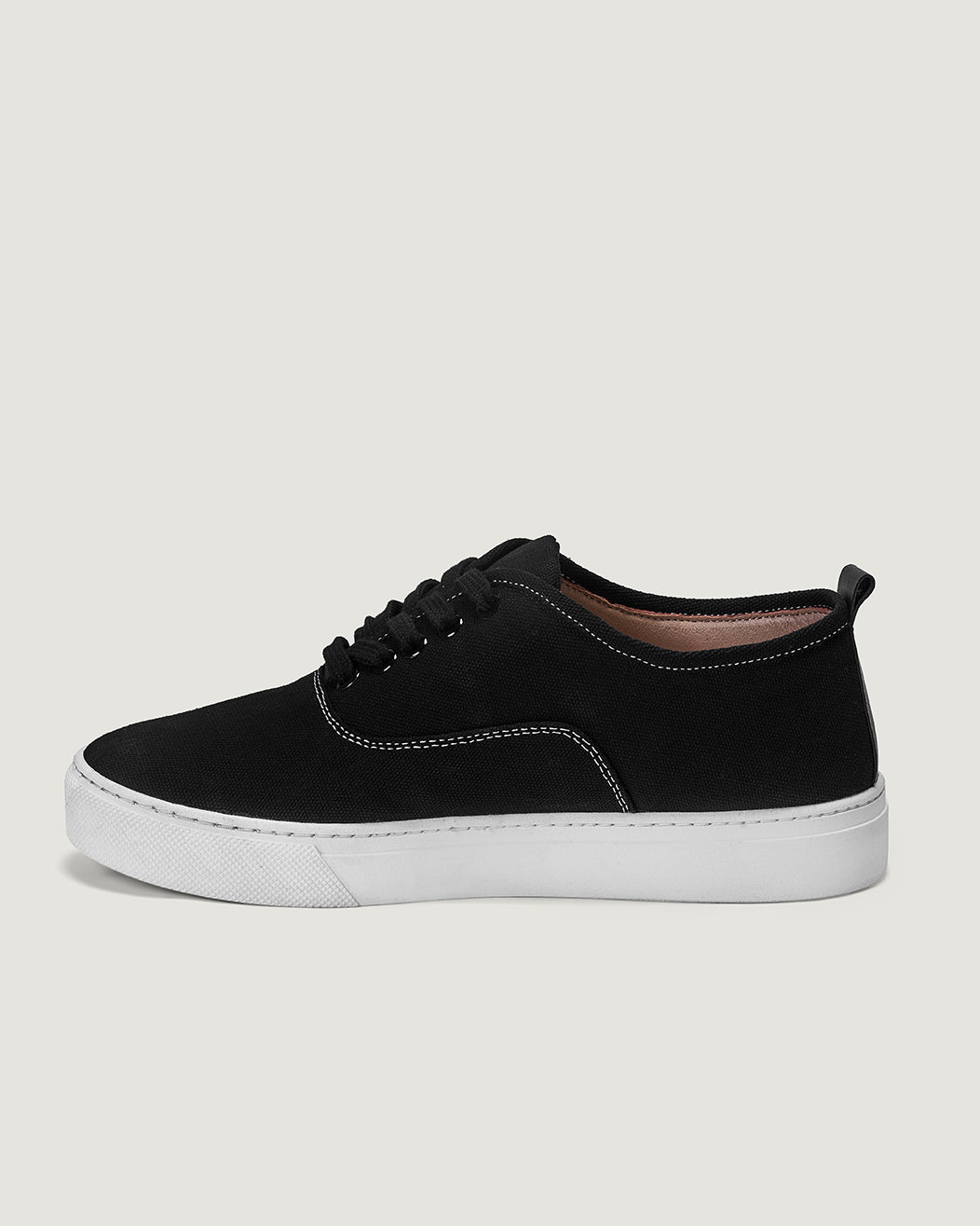 Canvas black